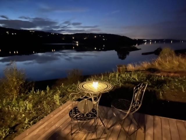 Hyttelaven Pa Furuholmen サルプスボルグ エクステリア 写真